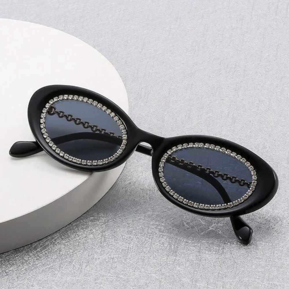 Black Rhinestone Oval Embellished Fashion Sunglasses OS New